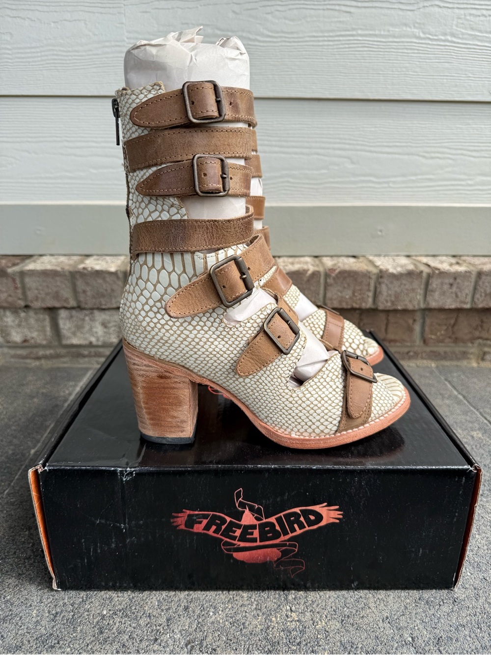 FreeBird By Steven | Bond White Snakeskin Sandals | BRAND NEW